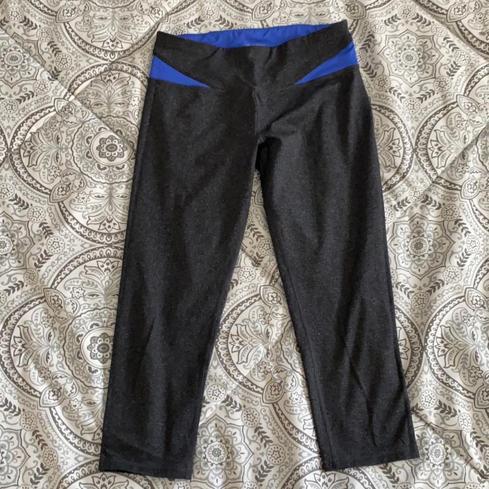 Dark grey Calvin Klein crop leggings